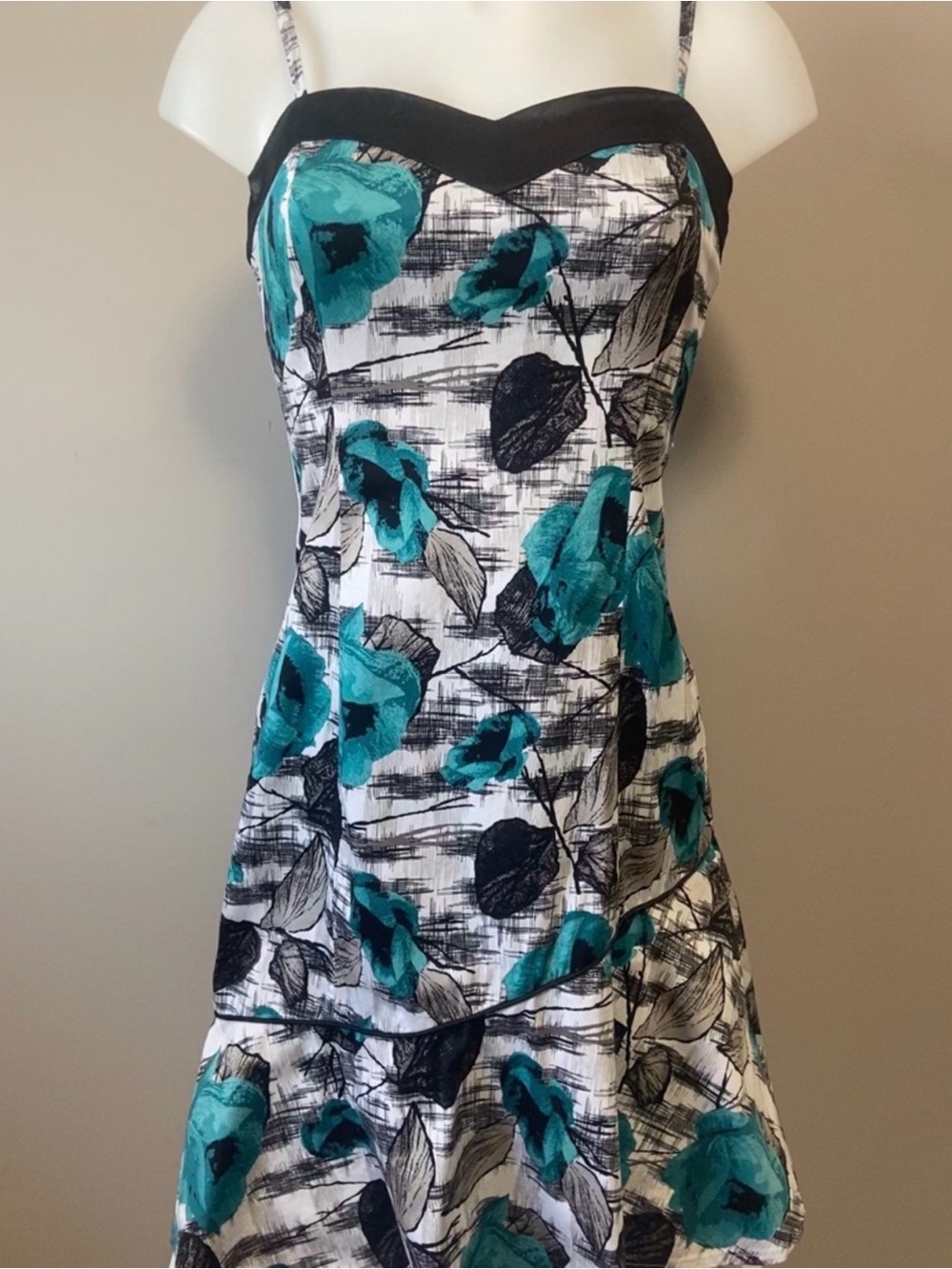 🍒3/$25 🍒RW&CO. Teal and Black Floral Spaghetti-Strap Dress